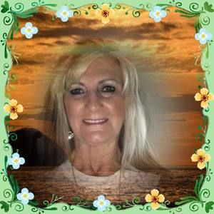 Meet your Posher, Connie